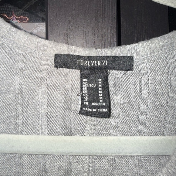 Forever 21 Light Gray Long Sleeve Dress - Picture 2 of 6